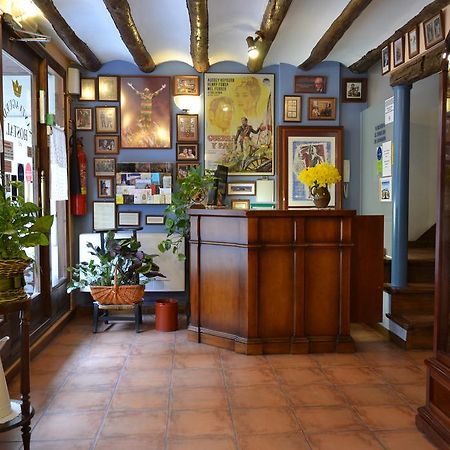 Hostal Santa Agueda Tarazona Exteriör bild