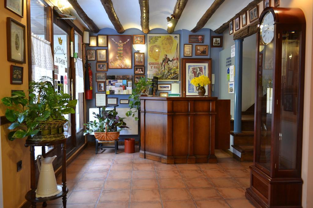 Hostal Santa Agueda Tarazona Exteriör bild